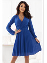 numoco Елегантна плисирана рокля ISABELLE с деколте и дълъг ръкав - тъмносиня