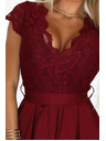 numoco Дантелена рокля ANNA с деколте и разширена пола - винено червена