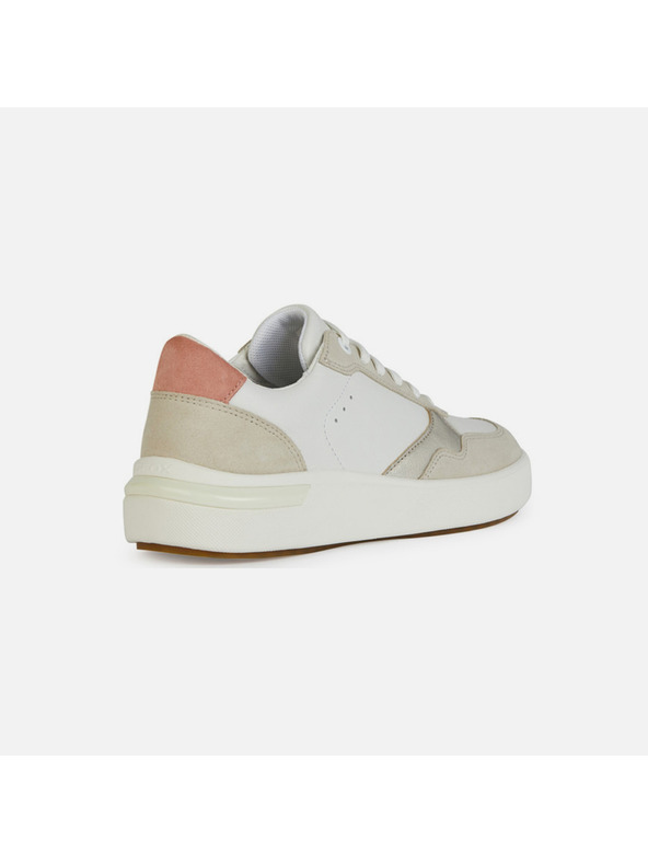 Geox Бели дамски маратонки Geox Dalyla A