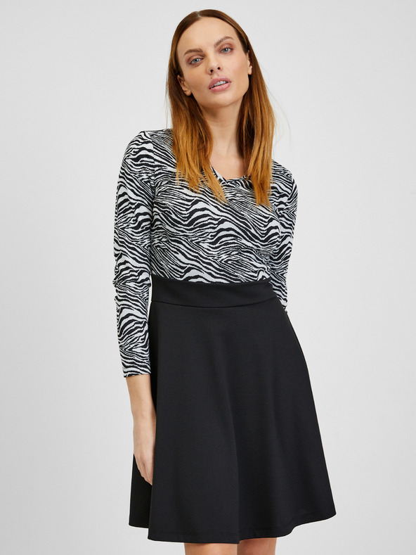 Orsay Бяло-черна дамска рокля с десен ORSAY