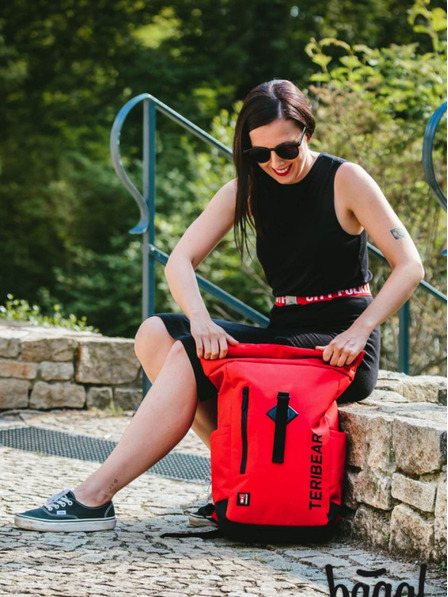 BAAGL  Червена раница с обвивка teribear червена Baagl