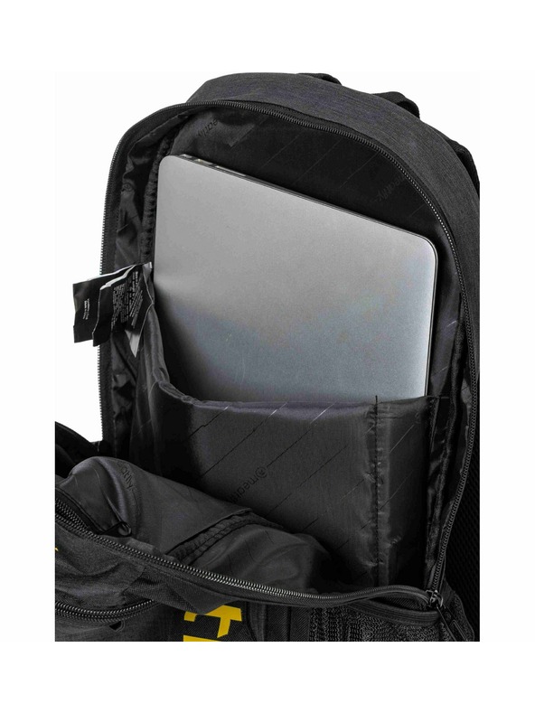 Meatfly Meatfly раница Basejumper Black / Charcoal Heather 22 L + БЕЗПЛАТЕН МОЛИВНИК | Черен | Обем 22 L