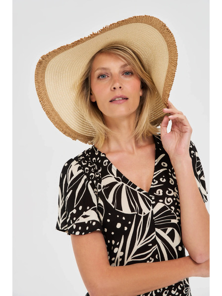 Moodo Дамска шапка Moodo - бежова