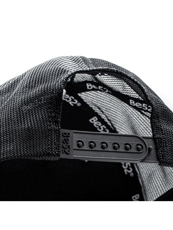 Be52 Be52 Scuderia шапка с козирка premium черна