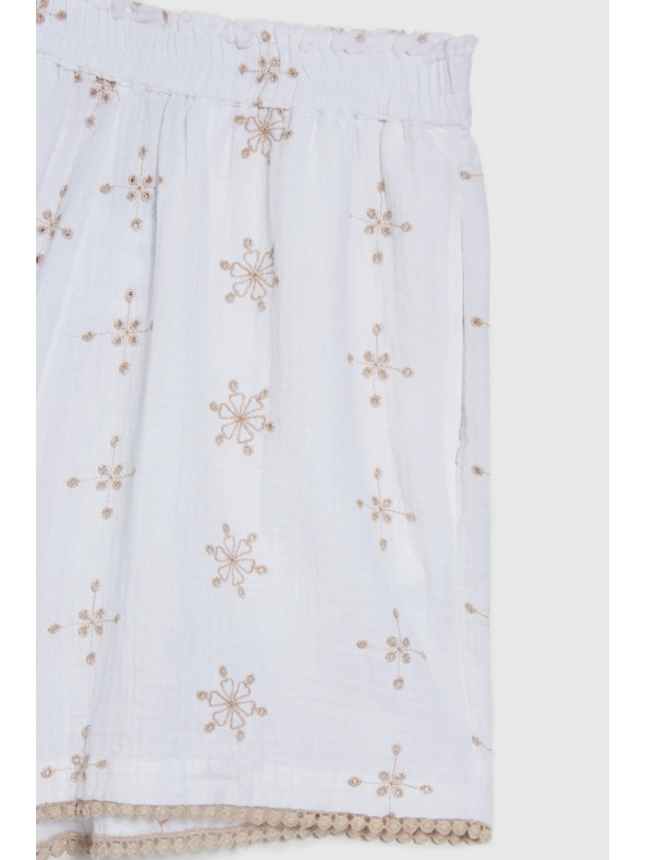 Moodo Дамски къси панталони Moodo - бели