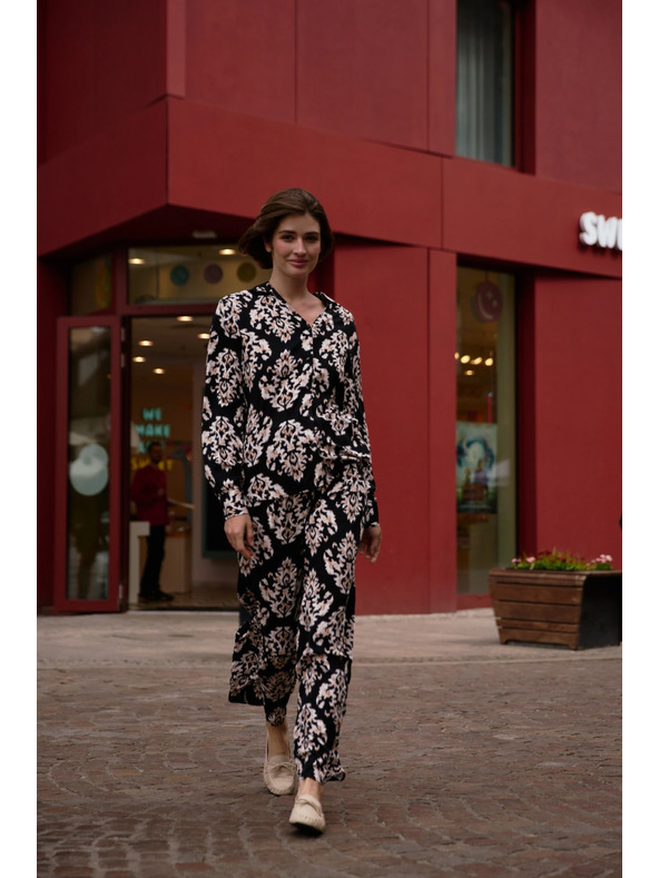 Moodo Дамски панталони Moodo - черни