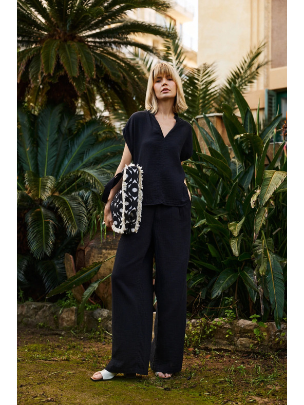 Moodo Дамски панталони Moodo - черни