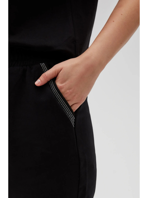 Moodo Дамски къси панталони Moodo - черни