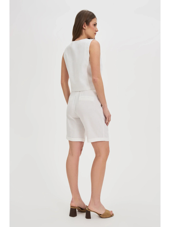 Moodo Дамски къси панталони Moodo - бели