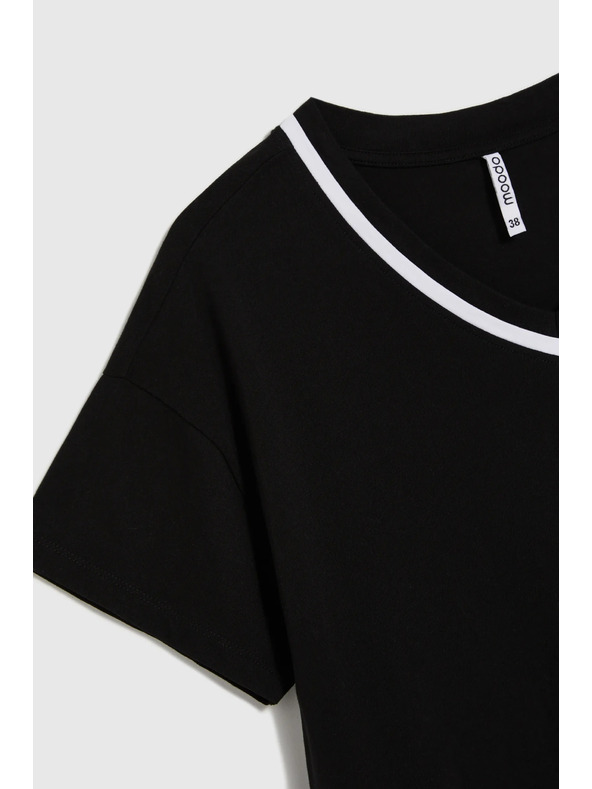 Moodo Дамска тениска Moodo – черна