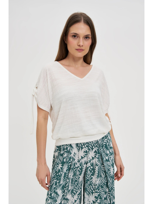 Moodo Бял топ с връзки на ръкавите