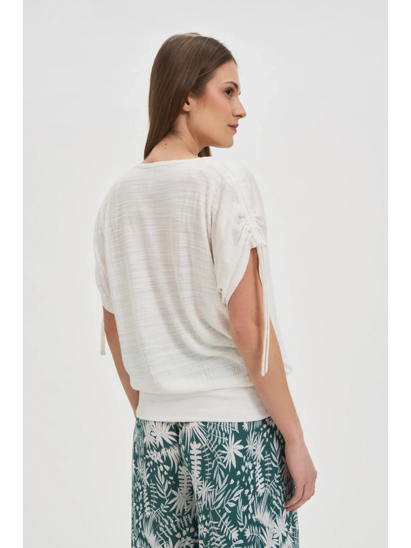 Moodo Бял топ с връзки на ръкавите