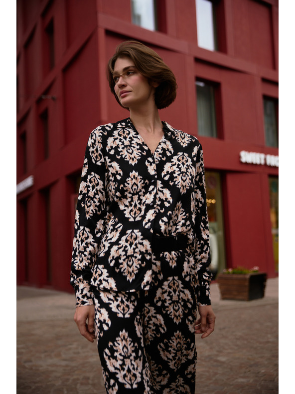 Moodo Дамска риза Moodo – черна