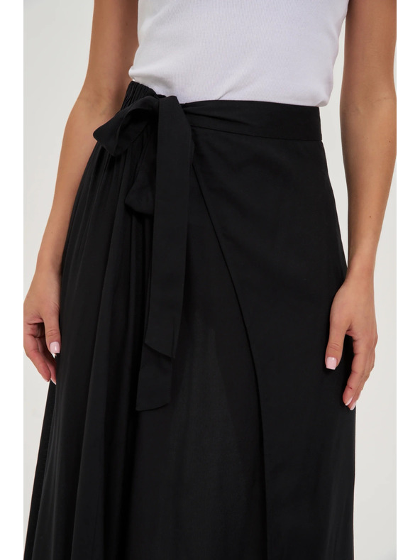 Moodo Дамска дълга пола Moodo - черна