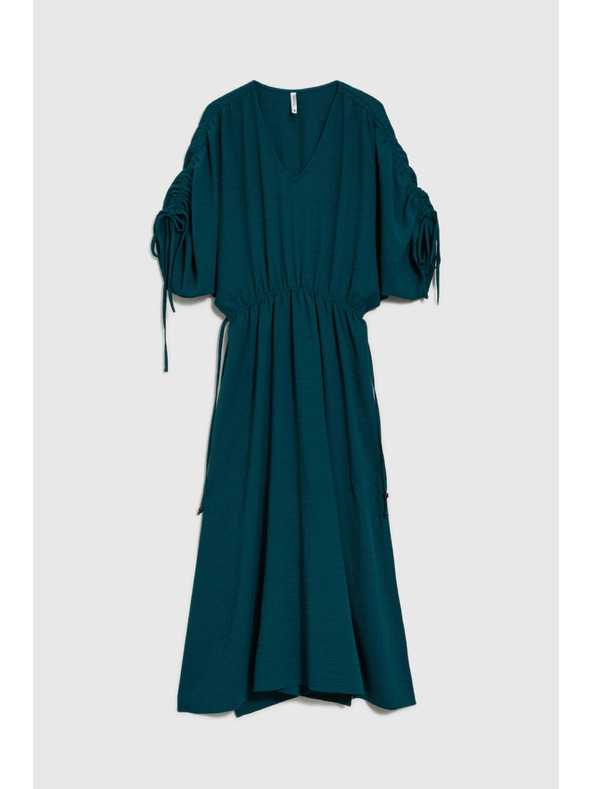 Moodo Дамски рокли Moodo - зелени