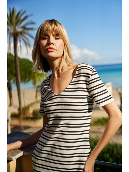 Moodo Дамска раирана рокля Moodo