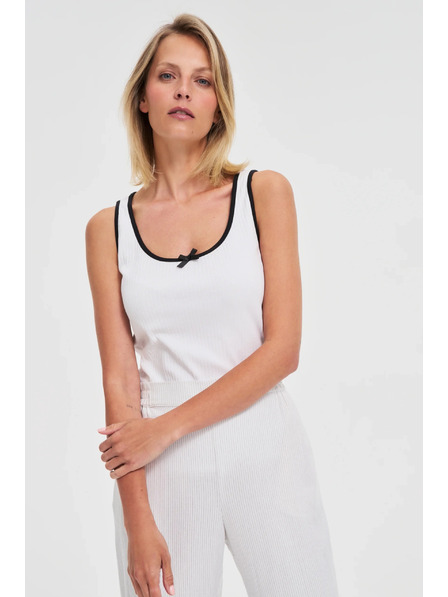 Moodo Дамски бял потник с черен кант