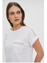 Moodo Дамска тениска със сребриста апликация Moodo – бяла
