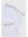 Moodo Дамска тениска със сребриста апликация Moodo – бяла