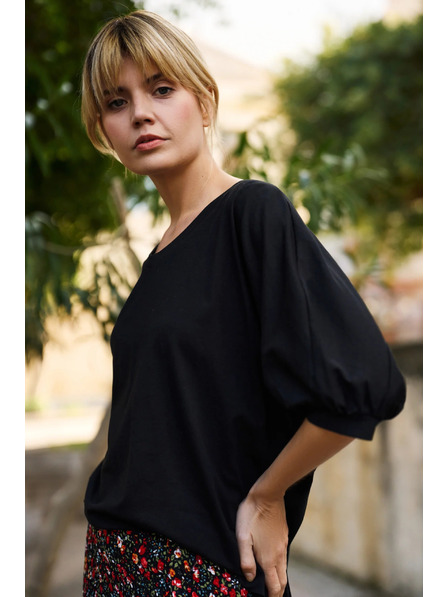 Moodo Дамска тениска Moodo – черна