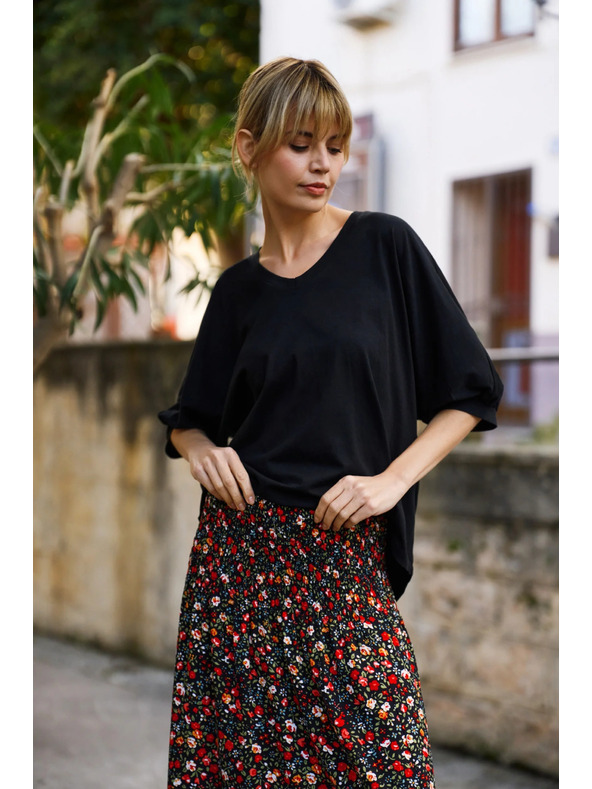 Moodo Дамска тениска Moodo – черна