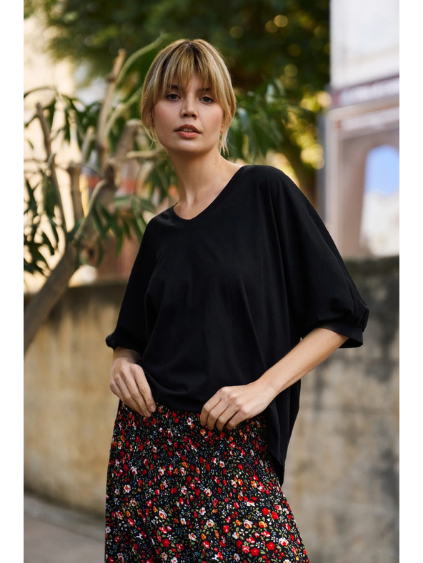 Moodo Дамска тениска Moodo – черна