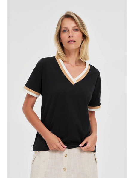 Moodo Дамска тениска Moodo – черна