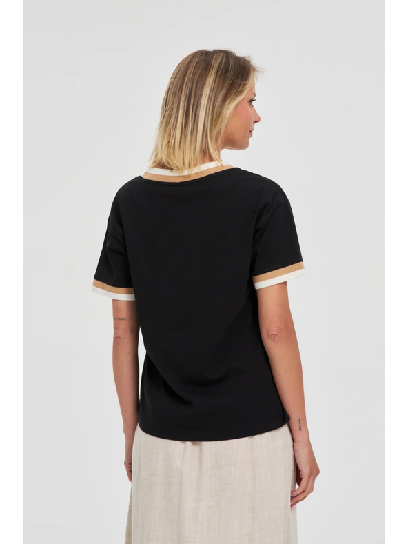 Moodo Дамска тениска Moodo – черна