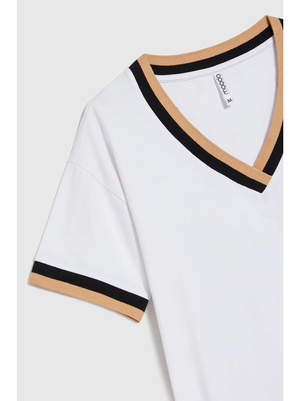 Moodo Дамска тениска Moodo – бяла
