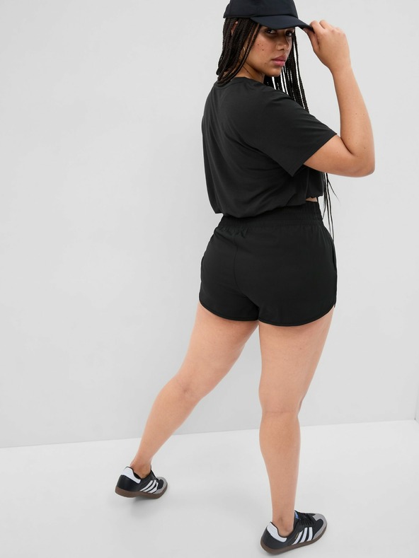 GAP Спортни бягащи шорти GapFit Recycled с висока талия GAP