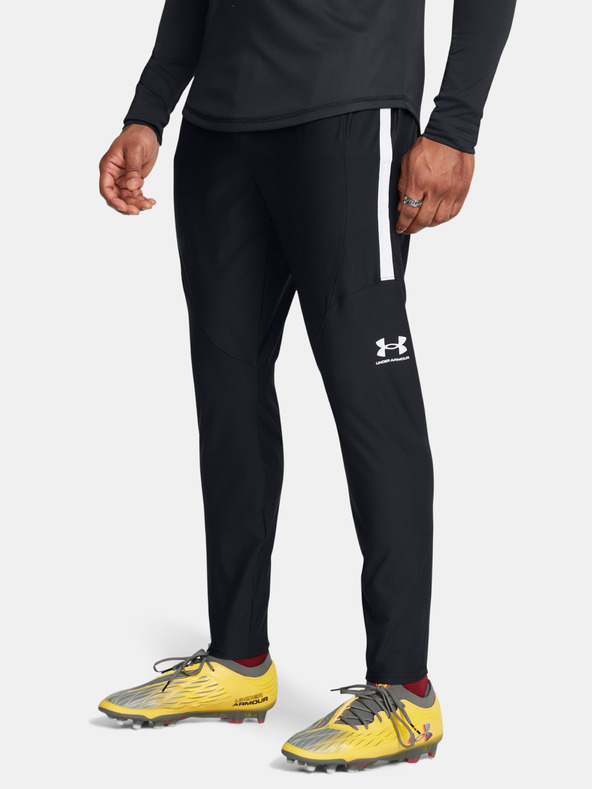Under Armour Мъжки спортни панталони Under Armour UA M's Ch. Pro Pant-BLK