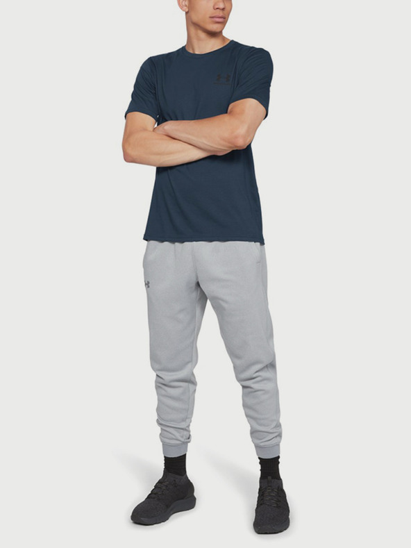 Under Armour Мъжка тениска Under Armour Sportstyle Left Chest Ss