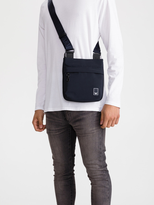 Emporio Armani Cross body чанта Emporio Armani