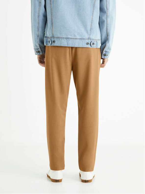 Celio Кафяви мъжки панталони Celio 24H Bocal