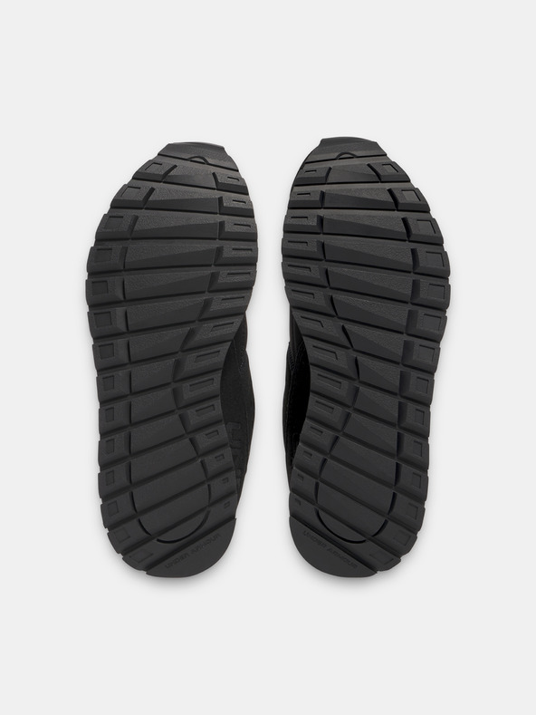 Under Armour Детски обувки Under Armour UA GS Essential Runner-BLK