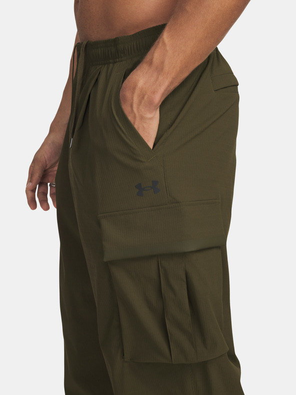 Under Armour Мъжки спортни панталони Under Armour UA UNSTPBLE TXTR WOVEN CARGO-GRN