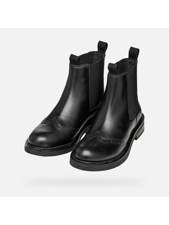 Geox Черни дамски обувки за глезена Geox Serilda