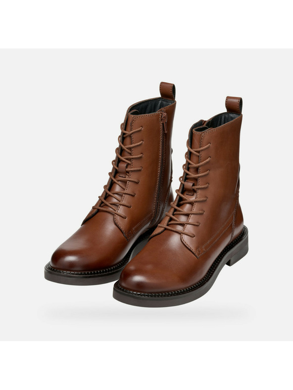 Geox Светлокафяви дамски боти Geox Serilda