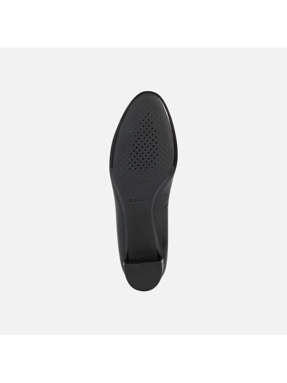 Geox Черни дамски обувки Geox Pheby 50