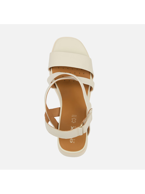 Geox Кремава дамска обувка на платформа Geox Spherica EC6