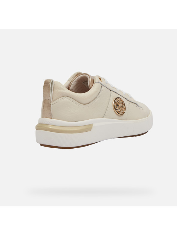 Geox Кремави дамски маратонки Geox Dalyla