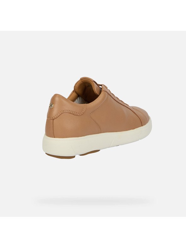 Geox Бежови дамски маратонки Geox Nebula 2.0 C