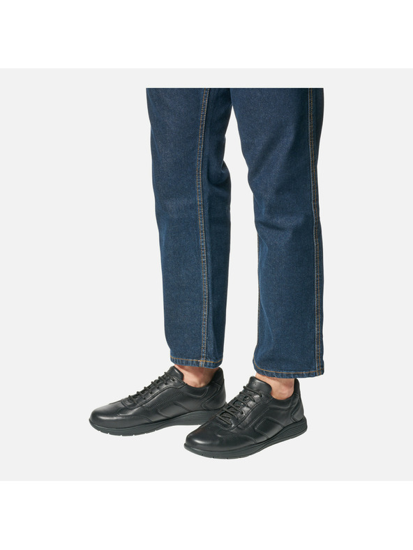 Geox Черни мъжки маратонки Geox Spherica EC2