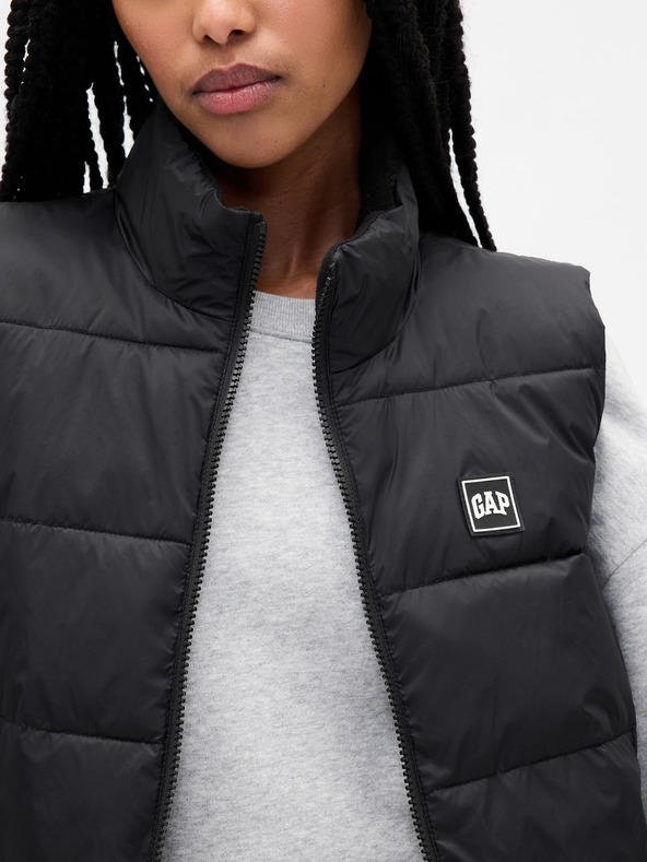 GAP ColdControl ватирана водоустойчива жилетка Gap