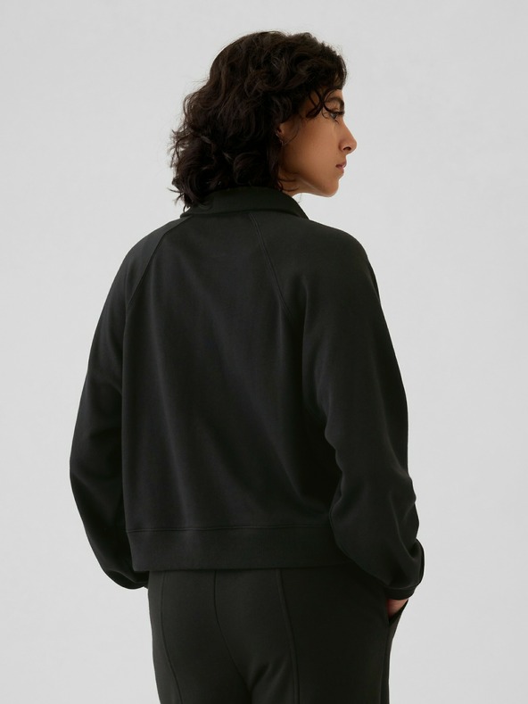 GAP Суитшърт с логото на GAP