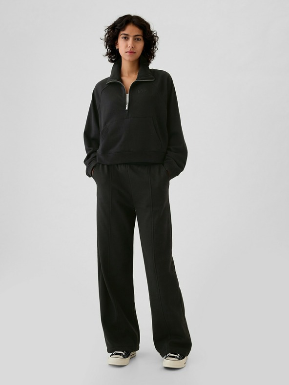 GAP Суитшърт с логото на GAP