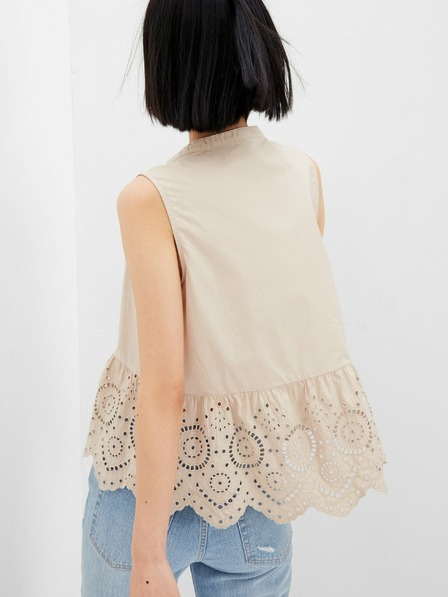 GAP Памучен кроп топ с дантела GAP