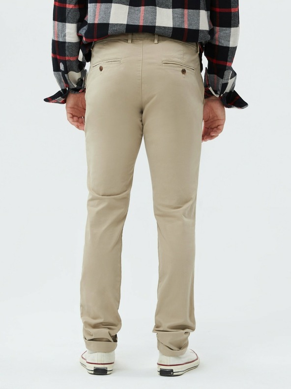 GAP Панталони essential khaki тесен модел GapFlex GAP