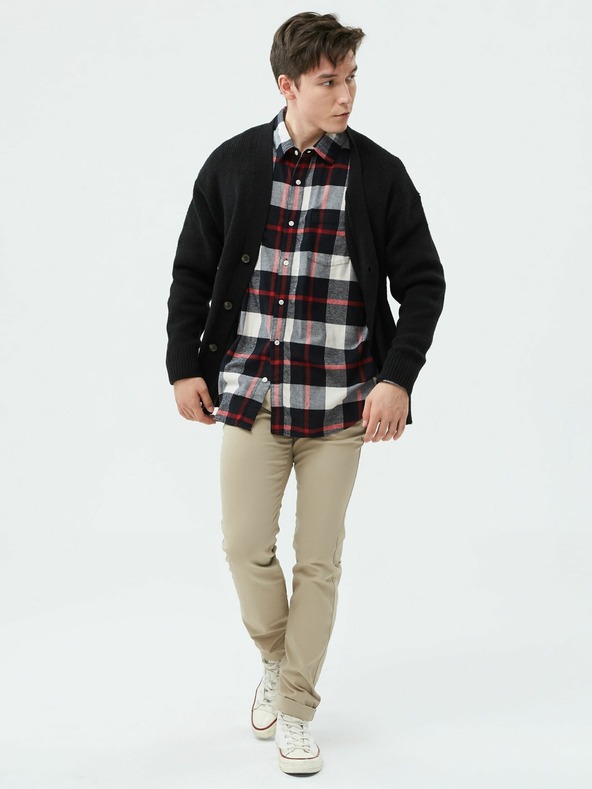 GAP Панталони essential khaki тесен модел GapFlex GAP