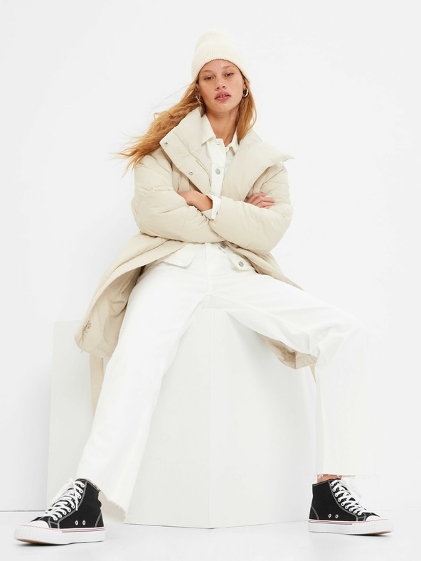 GAP Стеганно oversize палто GAP